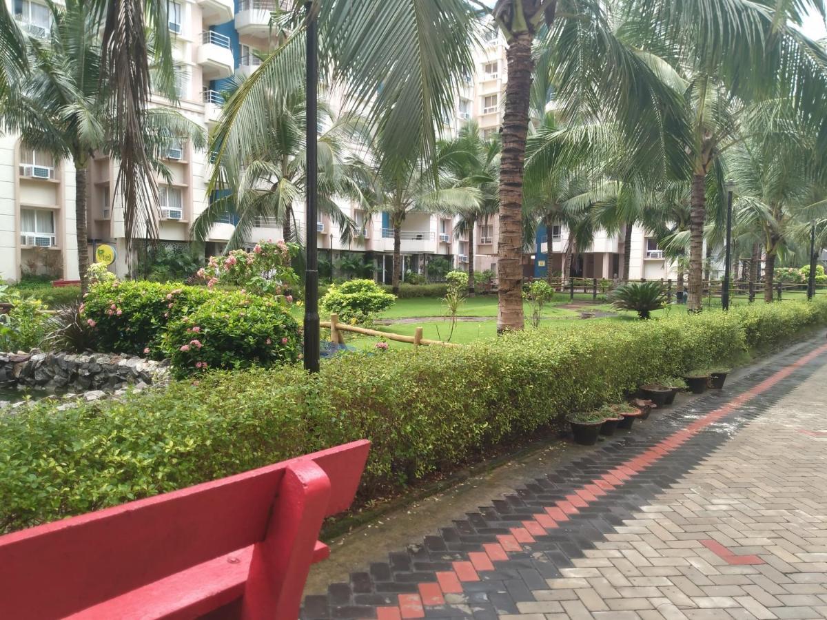 La Platina Premium Suites, Near Puri Sea Beach Bagian luar foto