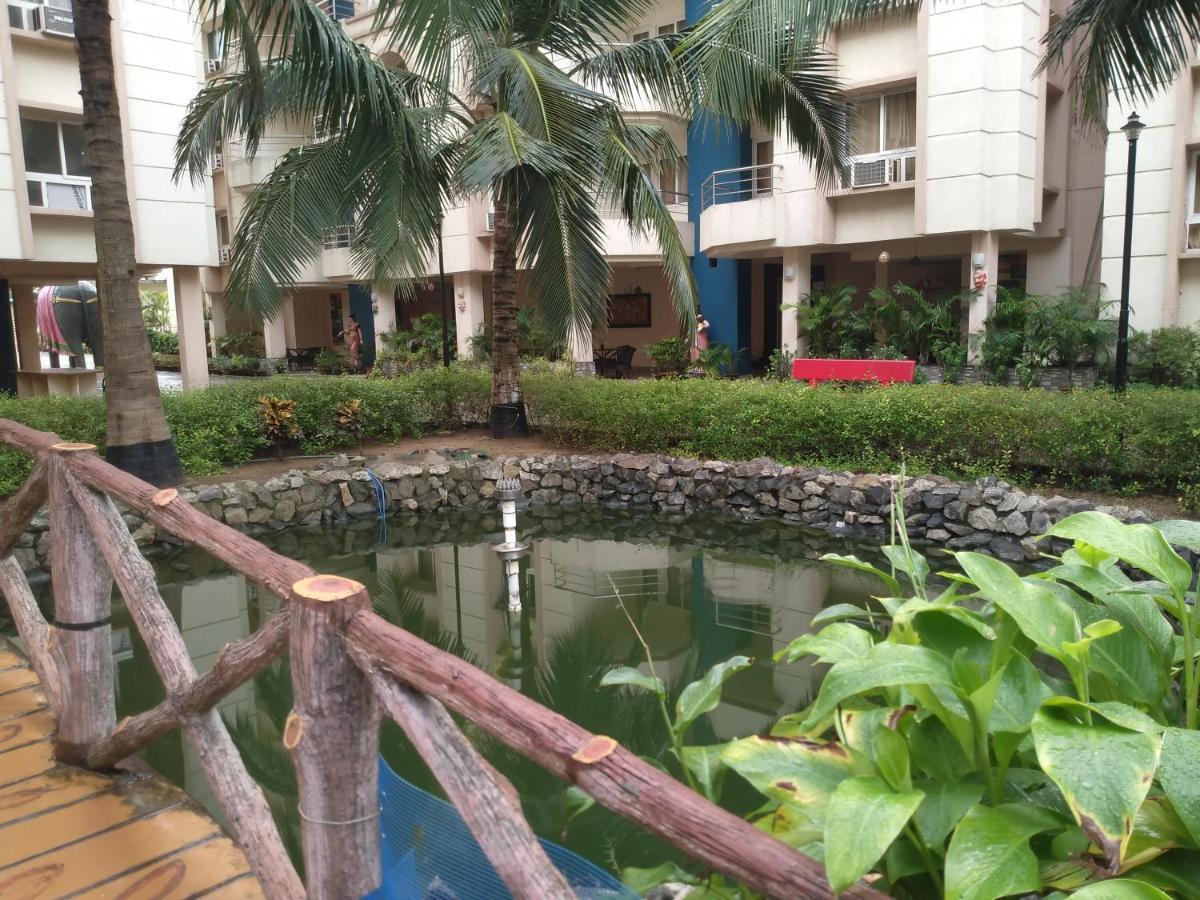 La Platina Premium Suites, Near Puri Sea Beach Bagian luar foto